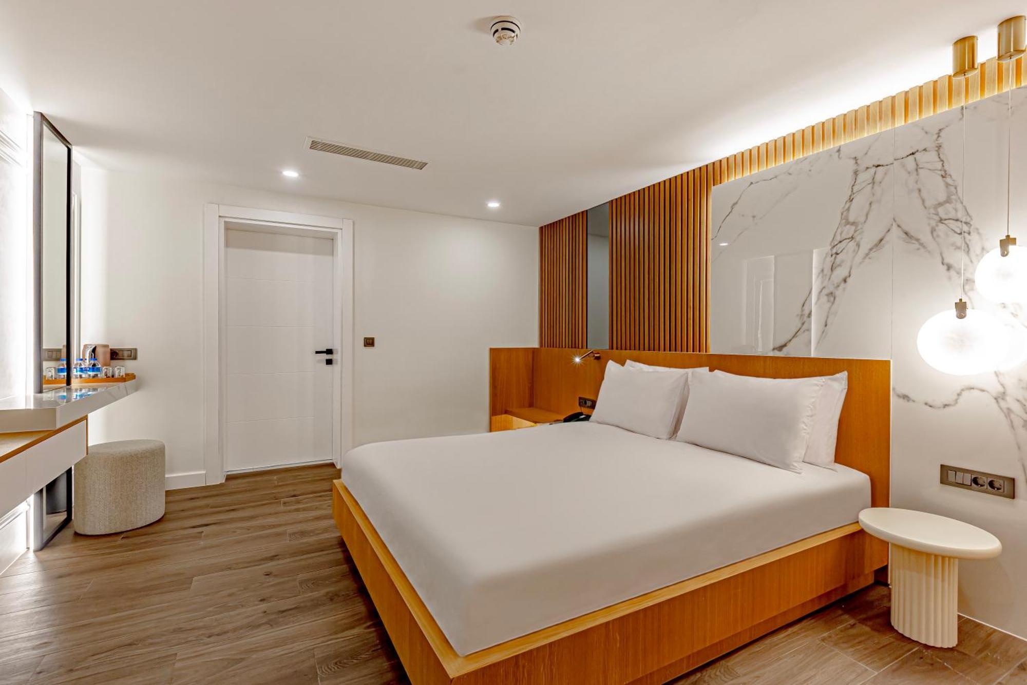Dulcet Hotel Antalya Bagian luar foto